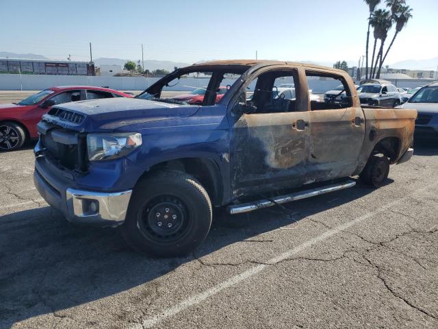 2015 TOYOTA TUNDRA CREWMAX SR5, null