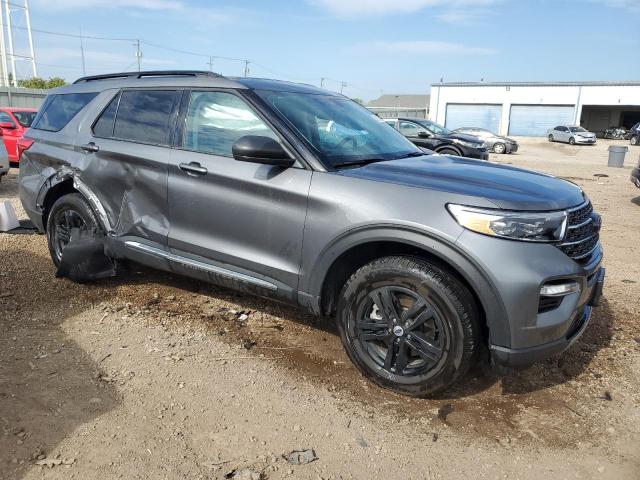 1FMSK8DHXRGA90548 - 2024 FORD EXPLORER XLT Gris photo 4