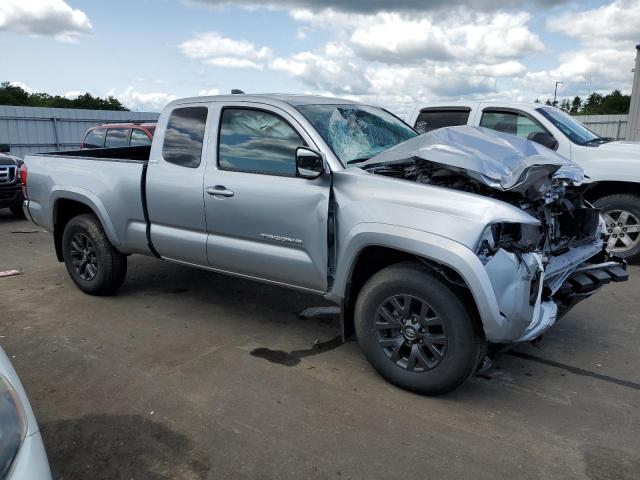 3TYSX5EN5NT015396 - 2022 TOYOTA TACOMA ACCESS CAB SILVER photo 4