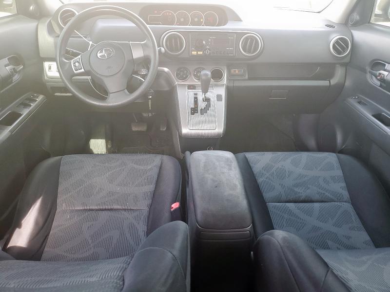 JTLZE4FE3CJ016375 - 2012 TOYOTA SCION XB TAN photo 8