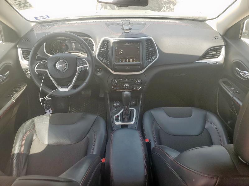 1C4PJMBS3GW189266 - 2016 JEEP CHEROKEE TRAILHAWK WHITE photo 8