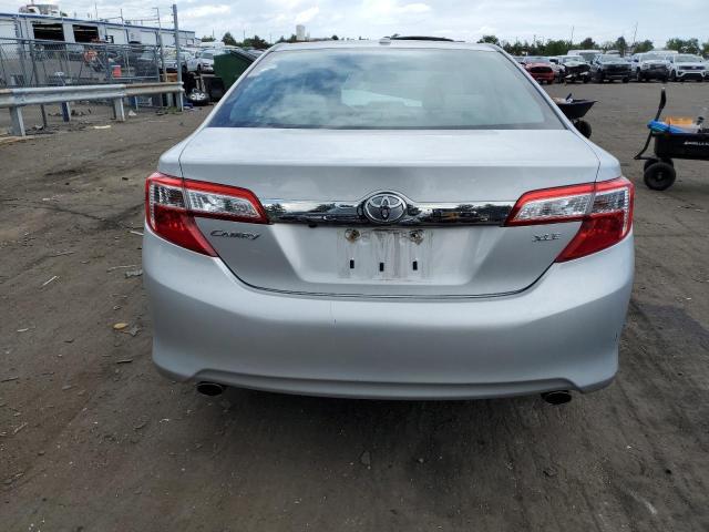 4T1BK1FK0CU004057 - 2012 TOYOTA CAMRY SE SILVER photo 6