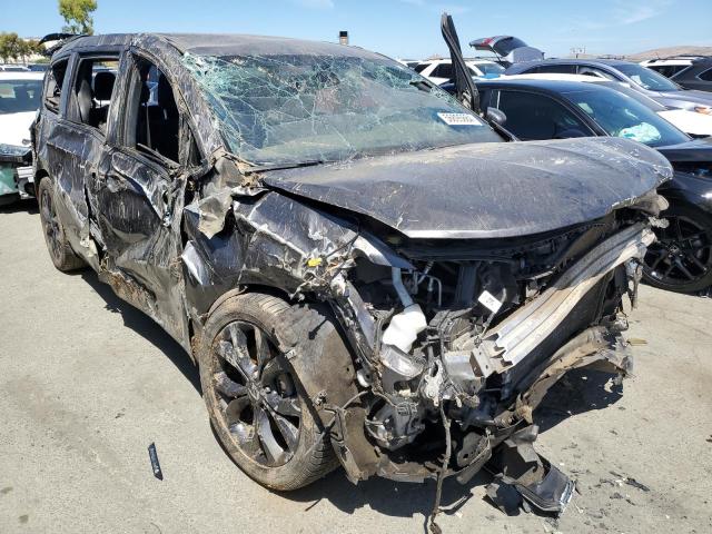 2C4RC1FG5KR746655 - 2019 CHRYSLER PACIFICA TOURING PLUS BLACK photo 4