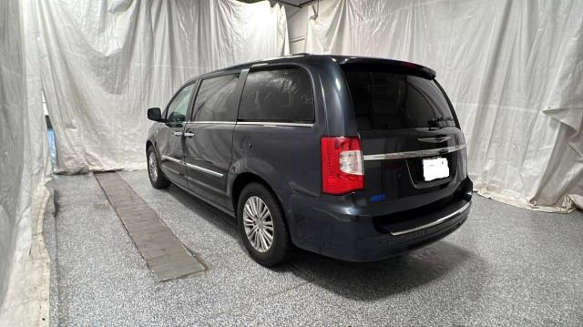 2C4RC1CG6ER252247 - 2014 CHRYSLER TOWN & COU TOURING L BLACK photo 3