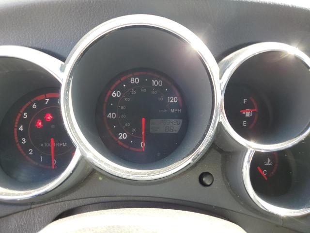 2T1KR32E05C442184 - 2005 TOYOTA COROLLA MA XR WHITE photo 9