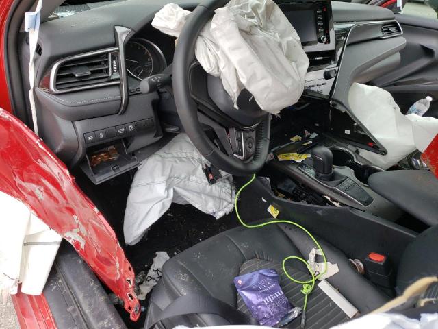 4T1G11AK4PU139662 - 2023 TOYOTA CAMRY SE NIGHT SHADE RED photo 8