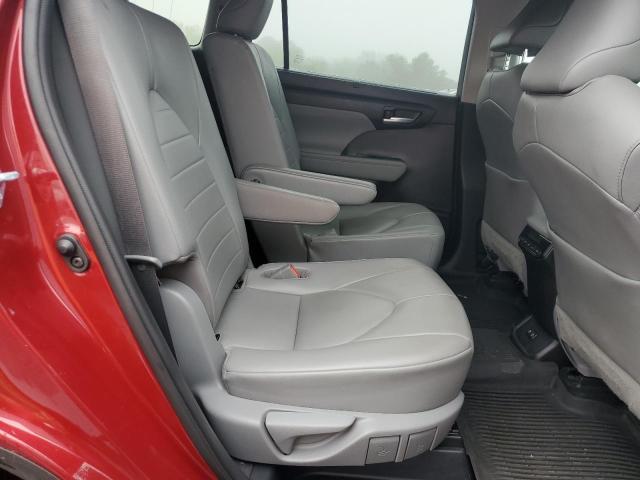 5TDGZRBH6LS054982 - 2020 TOYOTA HIGHLANDER XLE RED photo 11