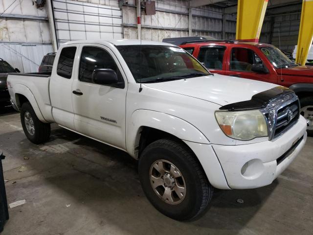 5TETU62N35Z014091 - 2005 TOYOTA TACOMA PRERUNNER ACCESS CAB WHITE photo 4