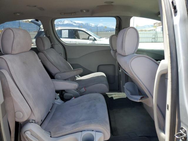 5N1BV28UX5N119337 - 2005 NISSAN QUEST S SILVER photo 11