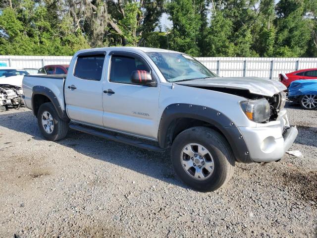 5TEJU62N29Z594706 - 2009 TOYOTA TACOMA DOUBLE CAB PRERUNNER SILVER photo 4