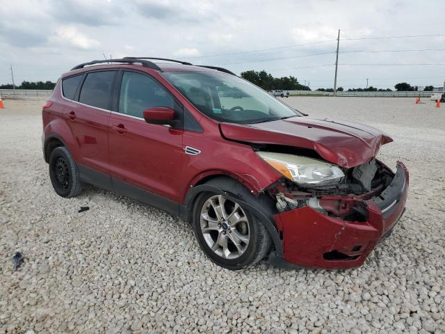 1FMCU0GX6DUB94855 - 2013 FORD ESCAPE SE RED photo 4