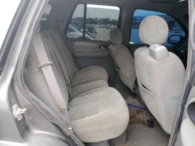 1GNDT13S762277468 - 2006 CHEVROLET TRAILBLAZE LS GRAY photo 11