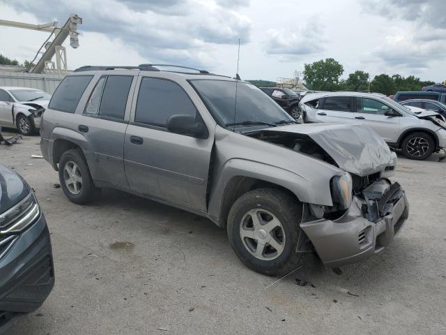 1GNDT13S762277468 - 2006 CHEVROLET TRAILBLAZE LS GRAY photo 4