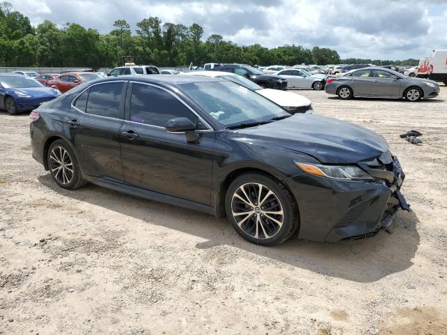 4T1M11AK0LU895759 - 2020 TOYOTA CAMRY SE BLACK photo 4