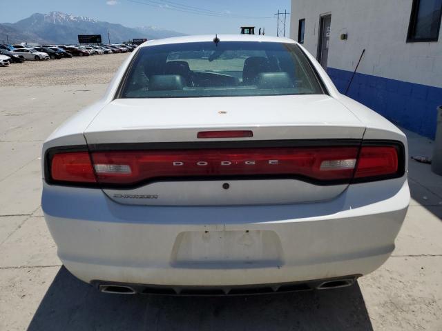 2B3CL1CTXBH600315 - 2011 DODGE CHARGER POLICE WHITE photo 6