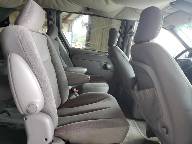 1C8GP45R74B579635 - 2004 CHRYSLER TOWN & COU ვერცხლისფერი ფოტო 11