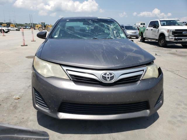 4T4BF1FK0ER396566 - 2014 TOYOTA CAMRY L GRAY photo 5