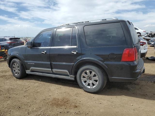 5LMFU28R74LJ17939 - 2004 LINCOLN NAVIGATOR BLACK photo 2