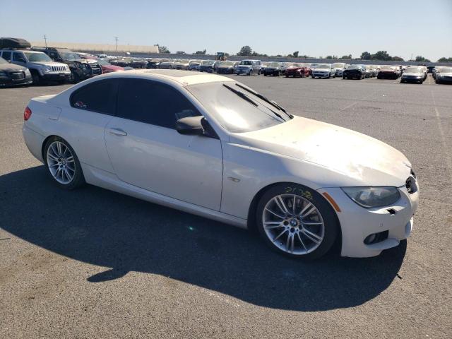 WBAKG7C51CE802050 - 2012 BMW 335 I WHITE photo 4