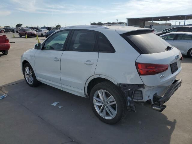 WA1BCCFS7JR018335 - 2018 AUDI Q3 PREMIUM WHITE photo 2