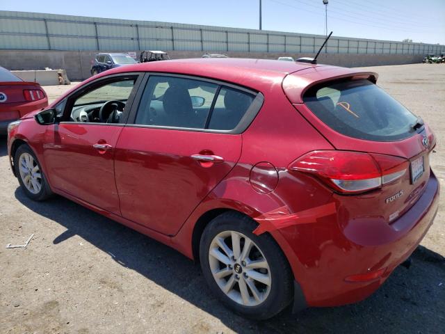 KNAFK5A84H5715106 - 2017 KIA FORTE LX RED photo 2