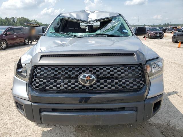 5TFRY5F14LX271068 - 2020 TOYOTA TUNDRA DOUBLE CAB SR/SR5 SILVER photo 5