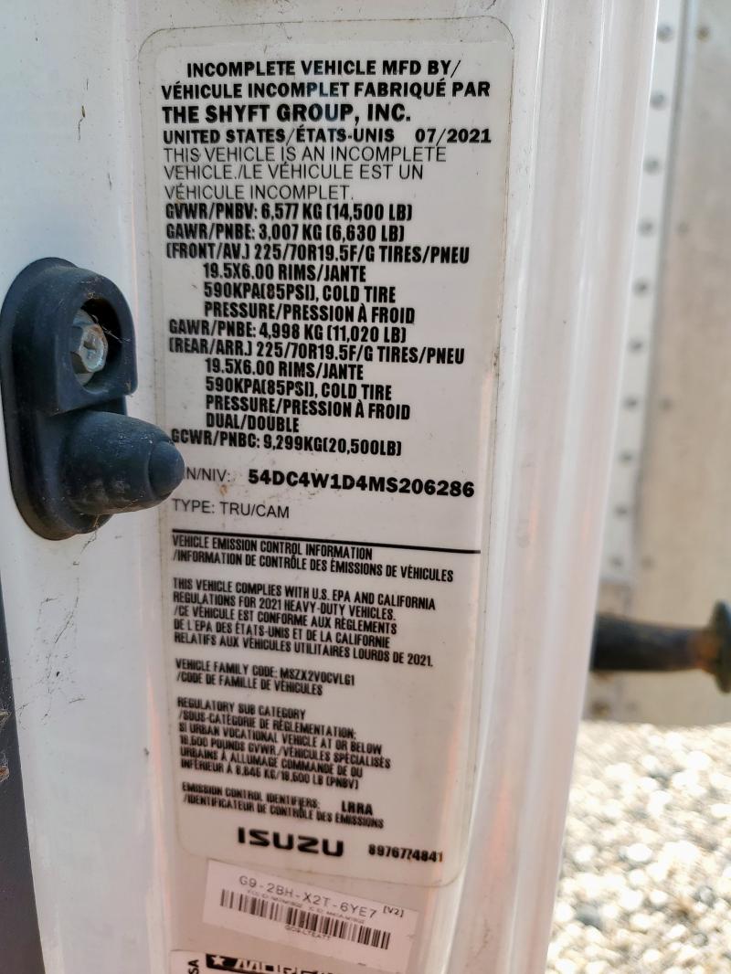 54DC4W1D4MS206286 - 2021 ISUZU NPR HD WHITE photo 10