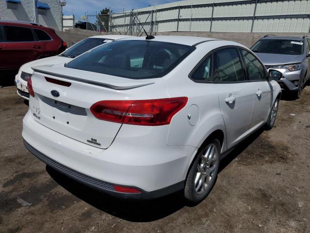 1FADP3F22FL361489 - 2015 FORD FOCUS SE WHITE photo 3