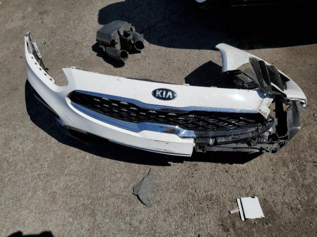 3KPF34AD5KE064376 - 2019 KIA FORTE GT LINE WHITE photo 12