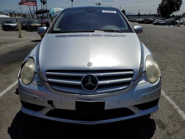 4JGCB75E47A057399 - 2007 MERCEDES-BENZ R 500 SILVER photo 5