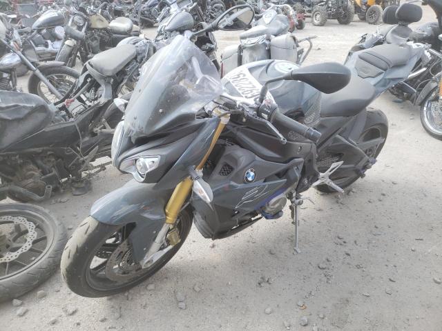 WB10D6206JZ762411 - 2018 BMW S 1000 R GRAY photo 2