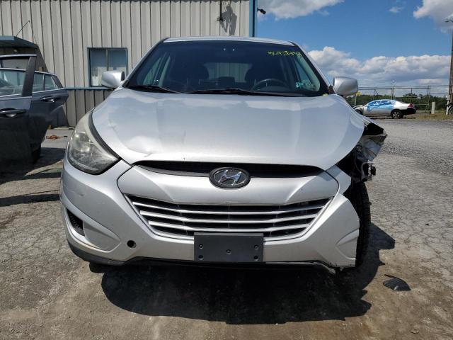 KM8JTCAFXEU920651 - 2014 HYUNDAI TUCSON GLS SILVER photo 5