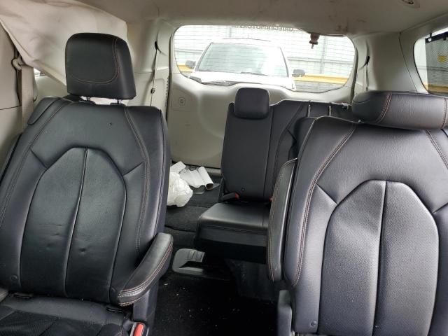 2C4RC1BG8JR127200 - 2018 CHRYSLER PACIFICA TOURING L TAN photo 10