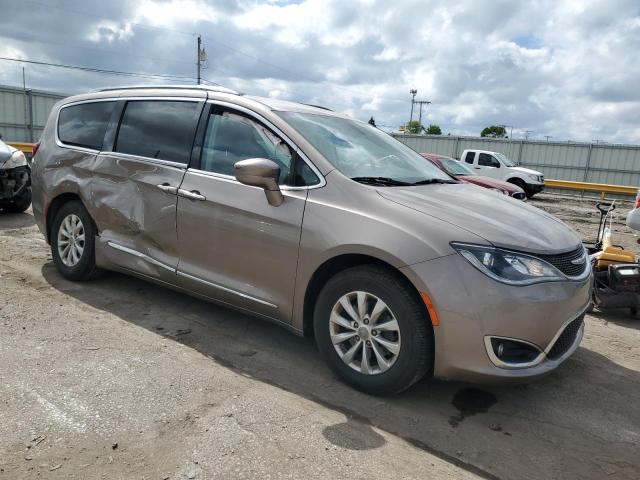 2C4RC1BG8JR127200 - 2018 CHRYSLER PACIFICA TOURING L TAN photo 4