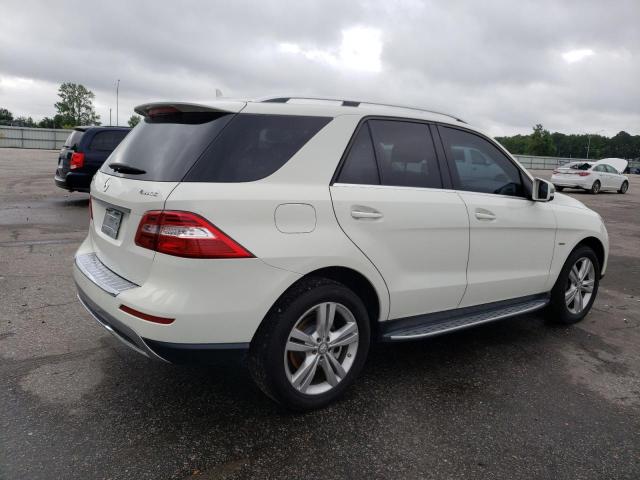 4JGDA5HB8CA073046 - 2012 MERCEDES-BENZ ML 350 4MATIC WHITE photo 3