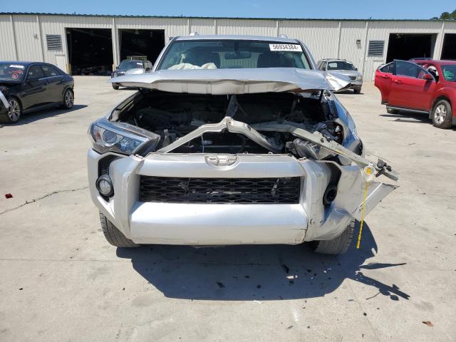 JTEZU5JRXG5143231 - 2016 TOYOTA 4RUNNER SR5 SILVER photo 5