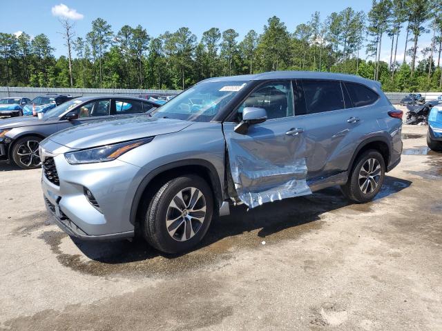2021 TOYOTA HIGHLANDER XLE, 