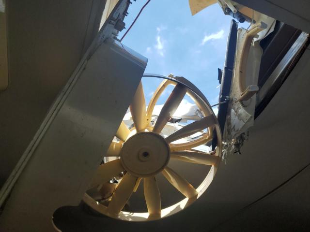 4YDF3232424480269 - 2002 KEYSTONE TRAILER WHITE photo 9