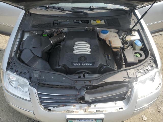 WVWRH63B14P201662 - 2004 VOLKSWAGEN PASSAT GLX Gümüş foto 11