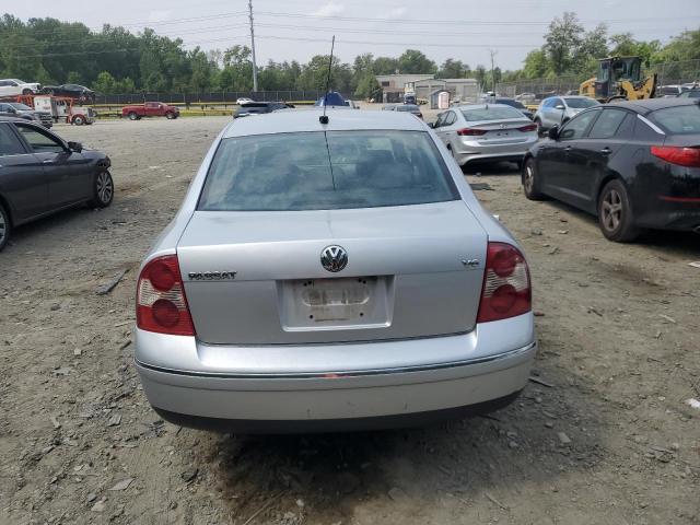 WVWRH63B14P201662 - 2004 VOLKSWAGEN PASSAT GLX Gümüş foto 6