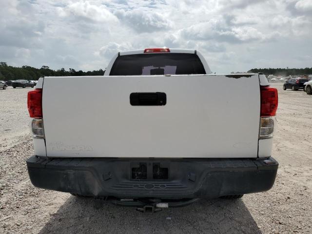 5TFRM5F17BX025464 - 2011 TOYOTA TUNDRA DOUBLE CAB SR5 WHITE photo 6