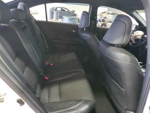 1HGCR2F53GA240960 - 2016 HONDA ACCORD SPORT WHITE photo 10