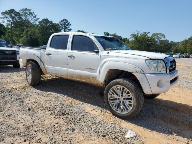3TMJU62N27M037921 - 2007 TOYOTA TACOMA DOUBLE CAB PRERUNNER WHITE photo 4
