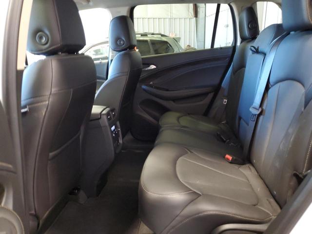 LRBFX2SA6JD005655 - 2018 BUICK ENVISION ESSENCE Beyaz fotoğraf 11