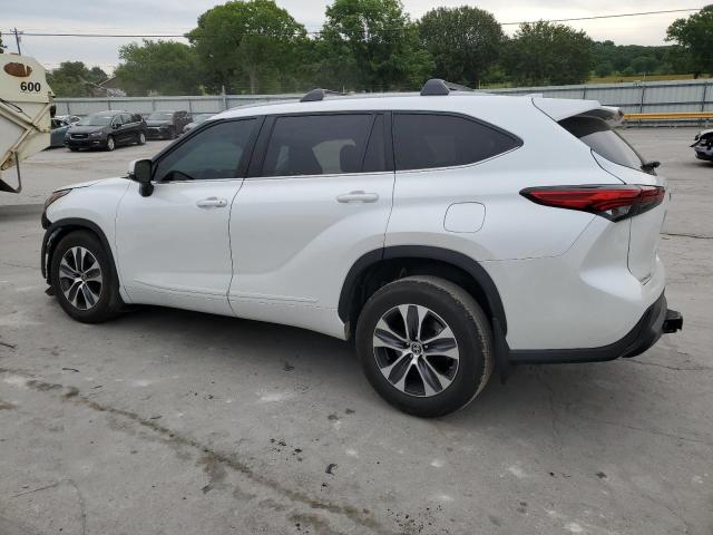 5TDGZRAH4NS129232 - 2022 TOYOTA HIGHLANDER XLE WHITE photo 2
