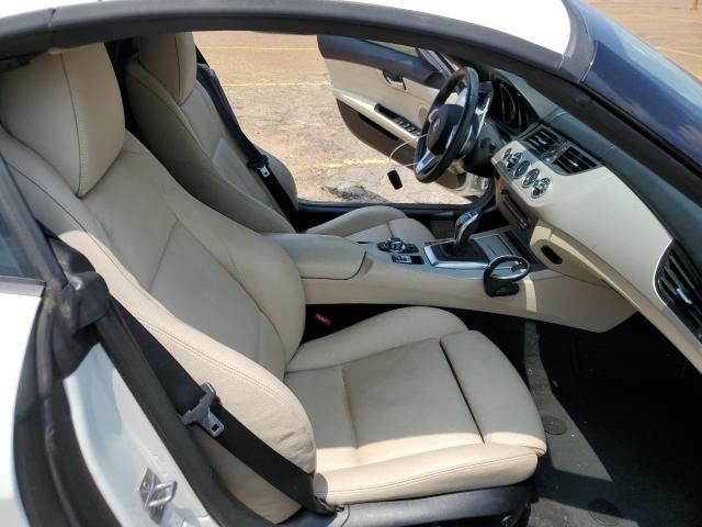 WBALL5C50GP557840 - 2016 BMW Z4 SDRIVE28I WHITE photo 10