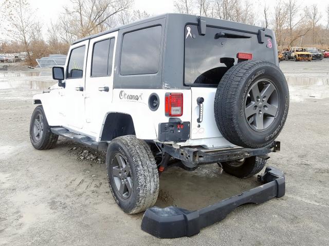 1C4BJWDG9HL555829 - 2017 JEEP WRANGLER UNLIMITED SPORT  photo 3