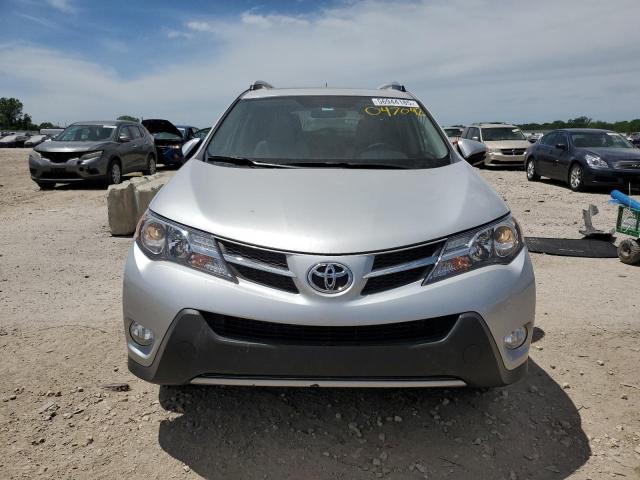 JTMRFREV9FJ047092 - 2015 TOYOTA RAV4 XLE SILVER photo 5