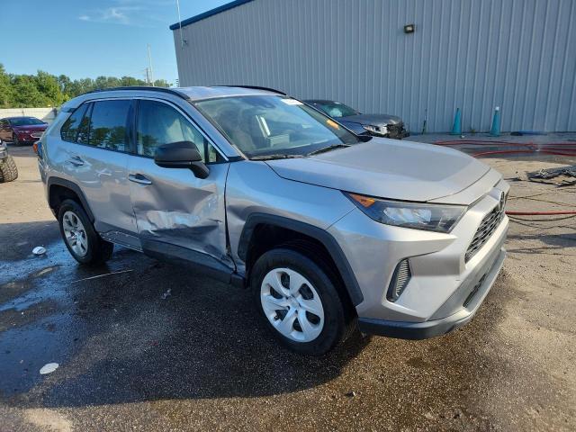 2T3F1RFV7MC181583 - 2021 TOYOTA RAV4 LE SILVER photo 4