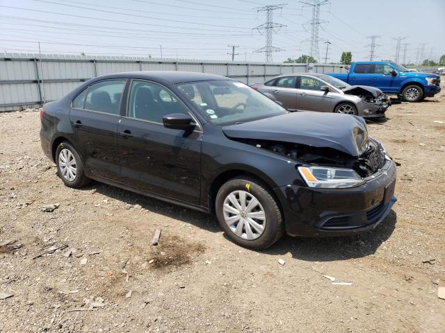3VW1K7AJ4EM432106 - 2014 VOLKSWAGEN JETTA BASE أسود صورة 4